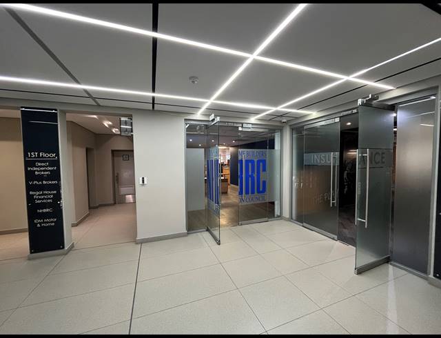 1,194M² OFFICE TO LET IN CENTURY CITY
